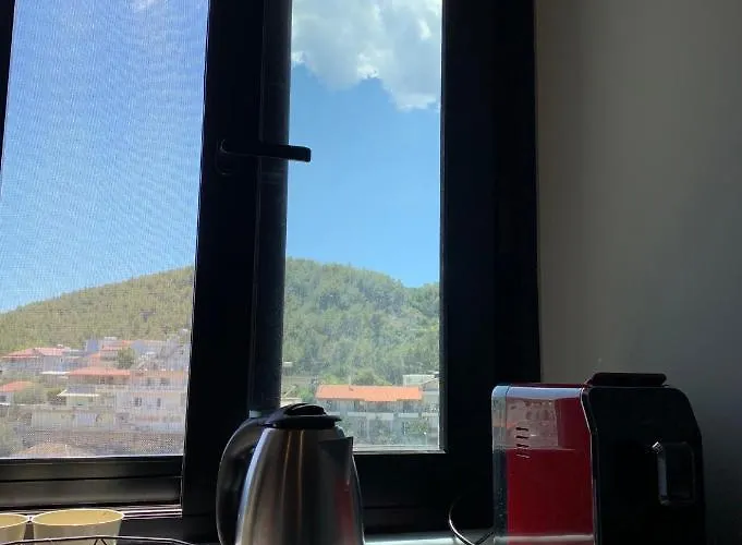 Bluetique * Himarë
